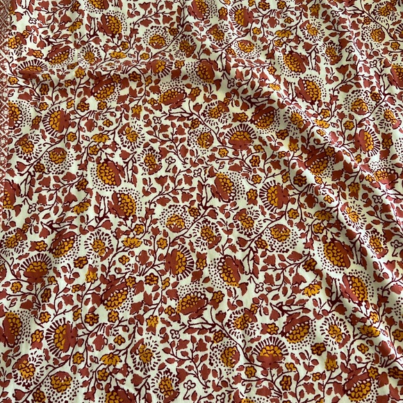 CJ Banks Flower Print Sleeveless Top - Picture 5 of 13